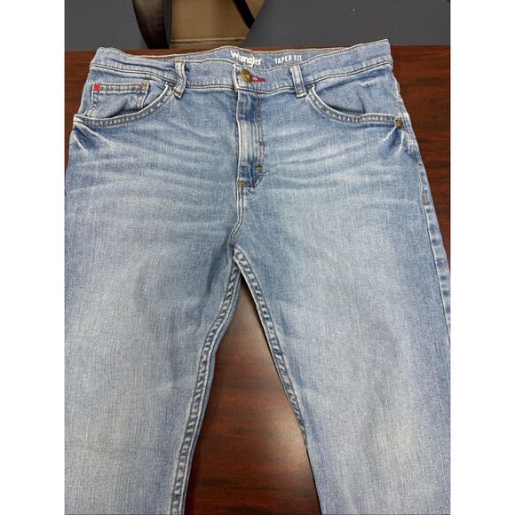 Wrangler Boys Taper Fit Jeans Size 16 Husky - Picture 2 of 8